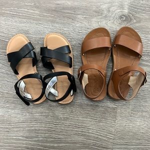 Gently used. Girls size 13 sandals.